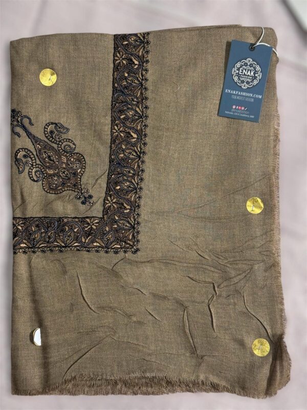 Embroidered Traditional Omani 100% Cotton Shemagh (Masar) - Image 9